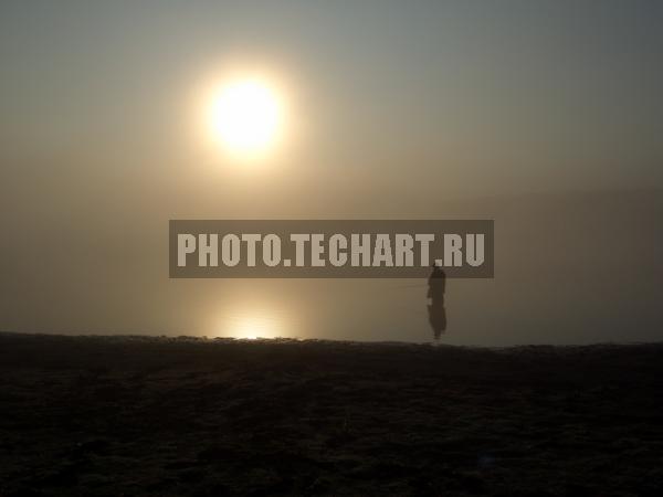 одинокий рыбак на рассвете / Отдых и развлечения / отдых на природе