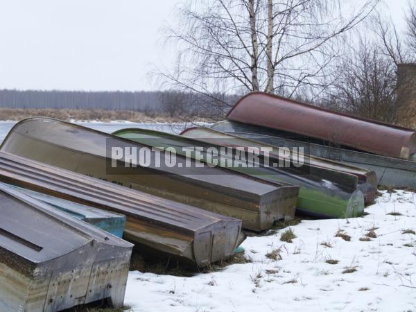 перевернутые катера / Техника, транспорт / Водный