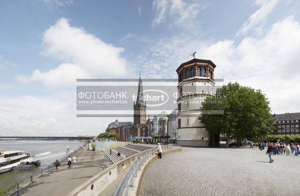 Германия. Дюссельдорф. Набережная Рейна. Germany. Duesseldorf. / Город, архитектура / городской пейзаж