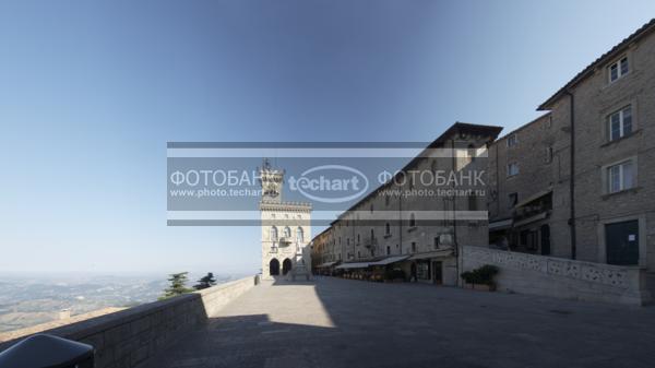 Сан-Марино. Пьяцца делла Либерта. Палаццо Пубблико. San-Marino. Piazza della Liberta. / Город, архитектура / городской пейзаж