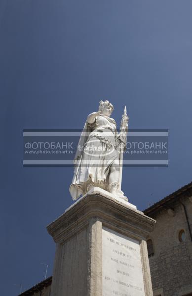 Сан-Марино. Памятник Св. Марино. San-Marino. / Город, архитектура / архитектура и скульптура