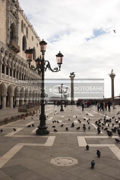 Италия. Венеция. Площадь Сан-Марко. Дворец Дожей. Italy. Venice. Piazza San-Marco. Doge's / Город, архитектура / архитектура и скульптура