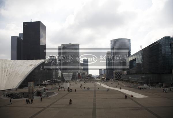 Франция. Париж. Ля Дефанс. France. Paris. La Defence. / Город, архитектура / архитектура и скульптура