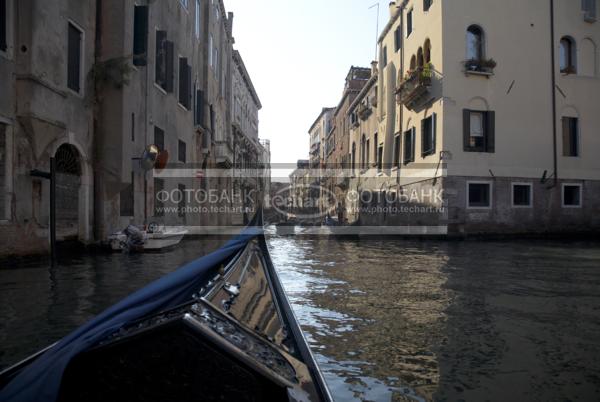 Италия. Венеция. Канал. Italy. Venice. Canal. Italia. Venezia. / Город, архитектура / городской пейзаж