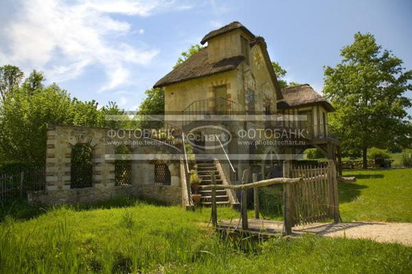 домик в деревушке Версаля / Город, архитектура / сады и парки