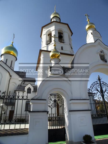 Церковь в подмосковье / Город, архитектура / архитектура и скульптура