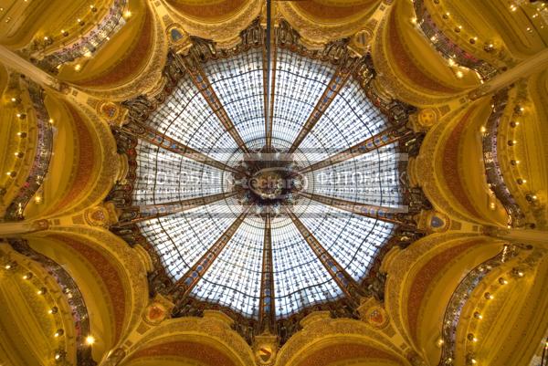 Купол галереи Лафайет. Galeries Lafayette Coupole / Город, архитектура / фрагменты и детали