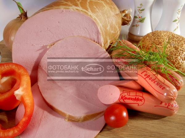 Вареная колбаса и сосиски / Еда и напитки / продукты