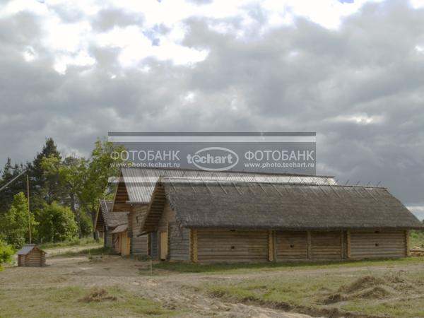 Бревенчатые дома / Город, архитектура / архитектура и скульптура