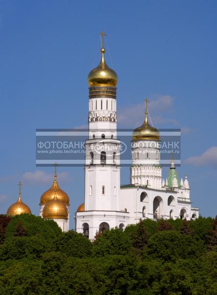 Москва. Купола / Город, архитектура / городской пейзаж