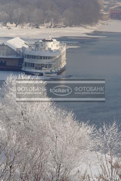 Москва. Коломенское зимой. Набережная / Город, архитектура / сады и парки