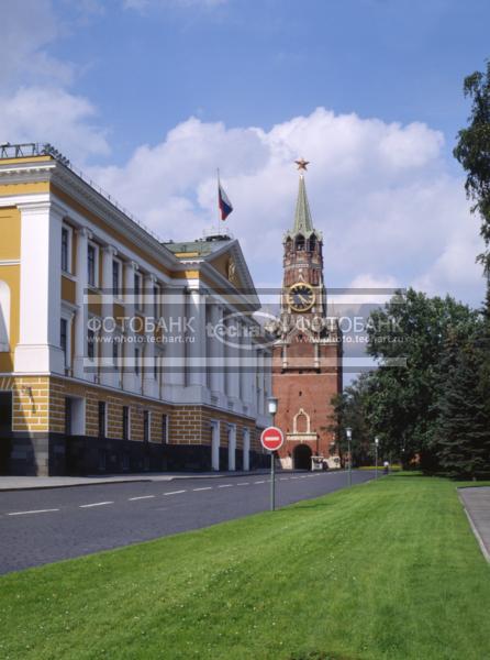 Москва. 90-е годы. Кремль. Спасская башня / Город, архитектура / архитектура и скульптура