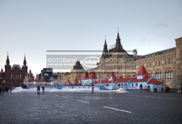 Россия. Москва. Красная площадь. Каток на Красной площади. Гум. Russia. Moscow. Red Square / Город, архитектура / городской пейзаж