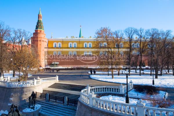 Россия. Москва. Кремль. Александровский сад, башня / Город, архитектура / архитектура и скульптура