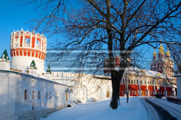 Россия. Москва. Новодевичий монастырь / Город, архитектура / архитектура и скульптура