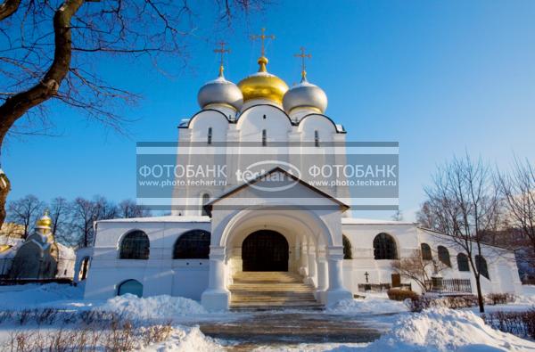 Россия. Москва. Новодевичий монастырь. Смоленский собор / Город, архитектура / архитектура и скульптура