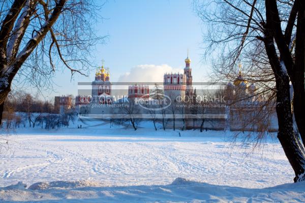 Россия. Москва. Новодевичий монастырь. Панорама / Город, архитектура / городской пейзаж