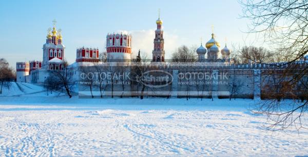 Россия. Москва. Новодевичий монастырь. Панорама / Город, архитектура / архитектура и скульптура