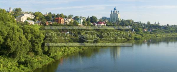 Россия. Панорама через реку Быстрая Сосна. Елец. / Город, архитектура / городской пейзаж