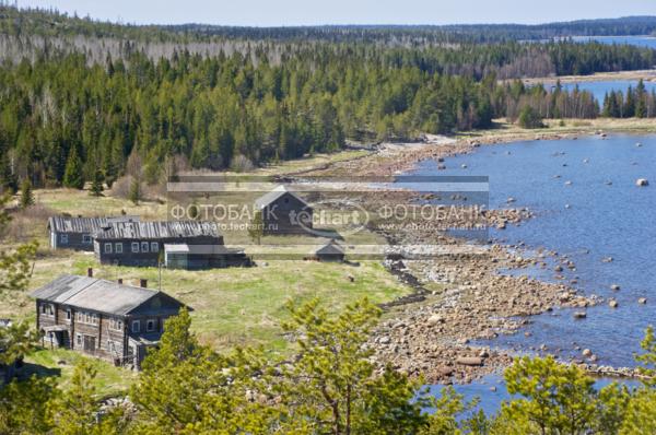 Россия. Природа России. Белое Море. Поморский берег. Деревня Юково. Деревянный дом / Город, архитектура / национальная архитектура