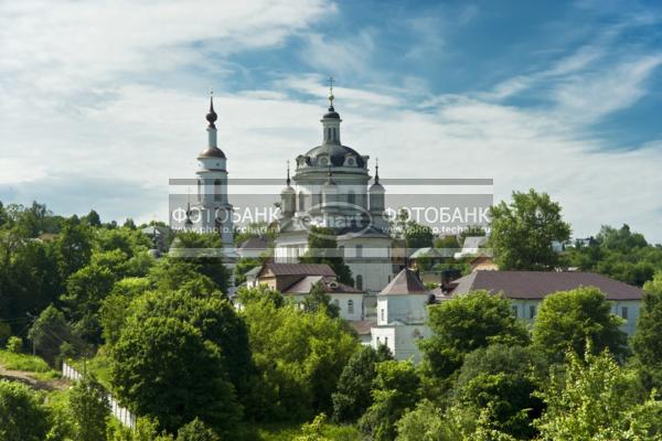 Россия. Малоярославец. Черноостровский монастырь / Город, архитектура / городской пейзаж