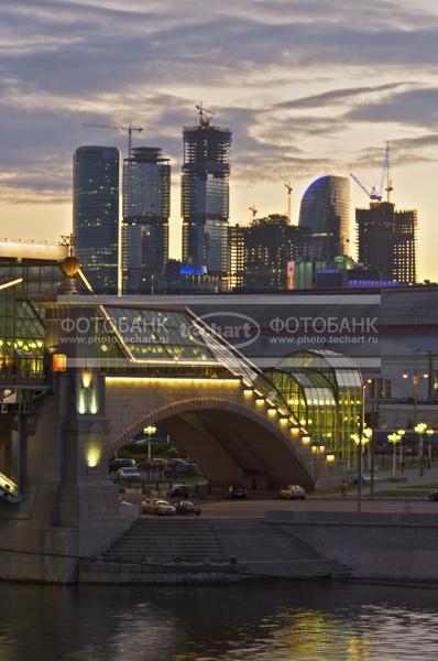 Москва. Вид на Сити / Город, архитектура / городской пейзаж