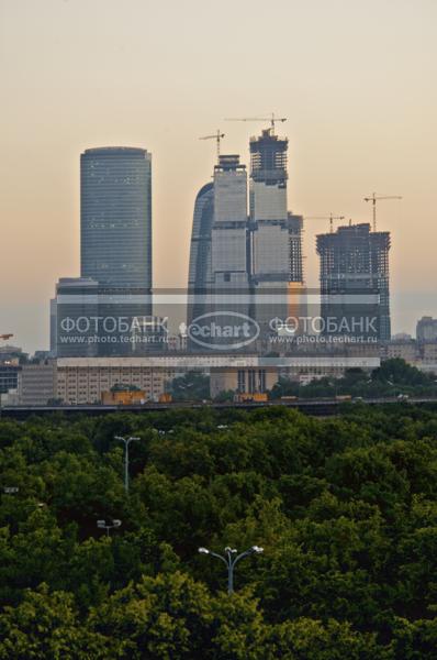 Москва. Утро в Москве. Вид на Сити / Город, архитектура / городской пейзаж