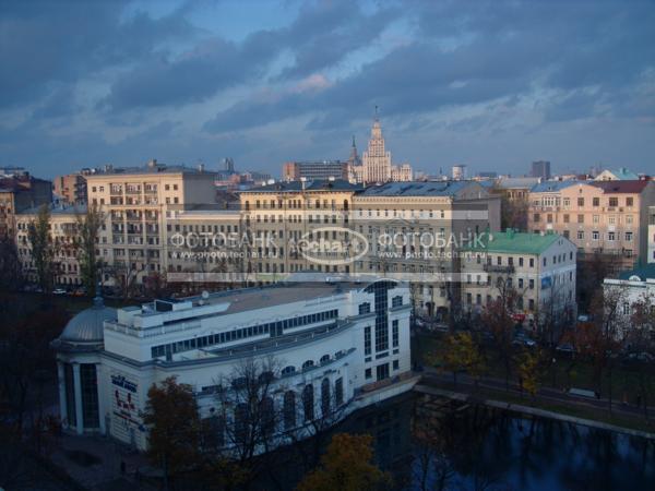 Москва. Чистые пруды / Город, архитектура / городской пейзаж