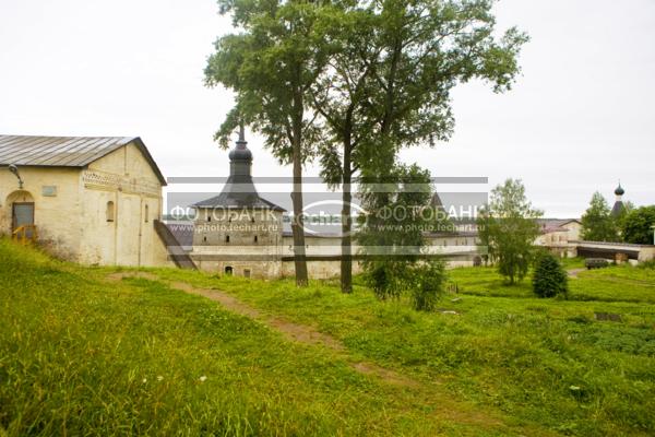 Русские города. Белозерск. Кремль / Город, архитектура / городской пейзаж