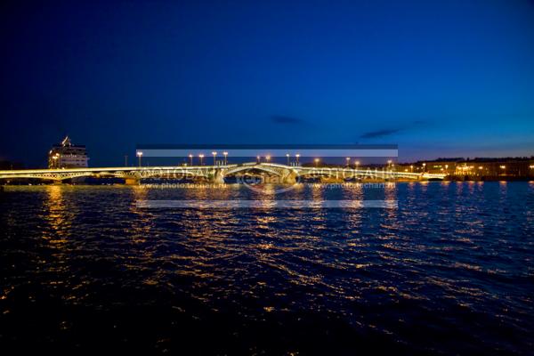 Санкт-Петербург. Мост / Город, архитектура / городской пейзаж