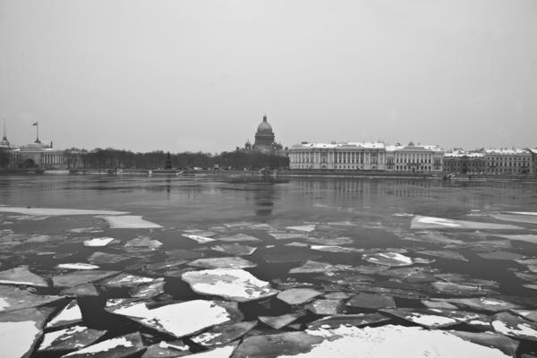 Санкт-Петербург. Зимняя набережная / Город, архитектура / городской пейзаж