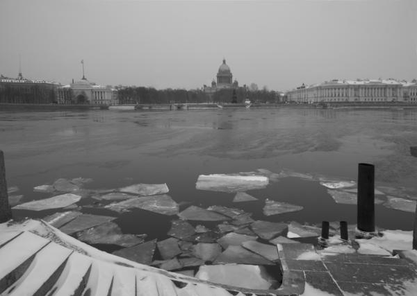 Санкт-Петербург. Зимняя набережная / Город, архитектура / городской пейзаж