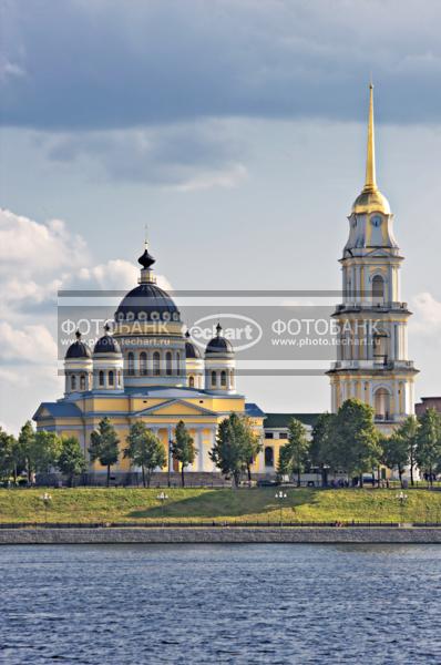 Рыбинск. Спасо-Преображенский собор / Город, архитектура / городской пейзаж