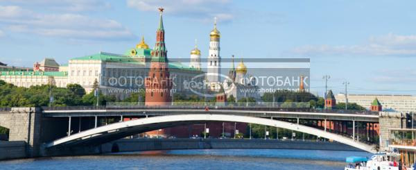 Россия. Москва. Панорама. Большой каменный мост. Набережная / Город, архитектура / архитектура и скульптура