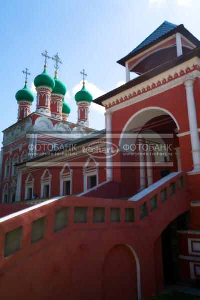 Россия. Москва. Высокопетровский монастырь / Город, архитектура / архитектура и скульптура