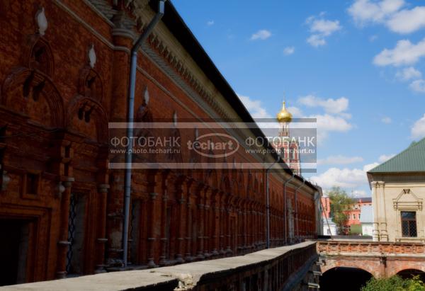 Россия. Москва. Высокопетровский монастырь / Город, архитектура / архитектура и скульптура