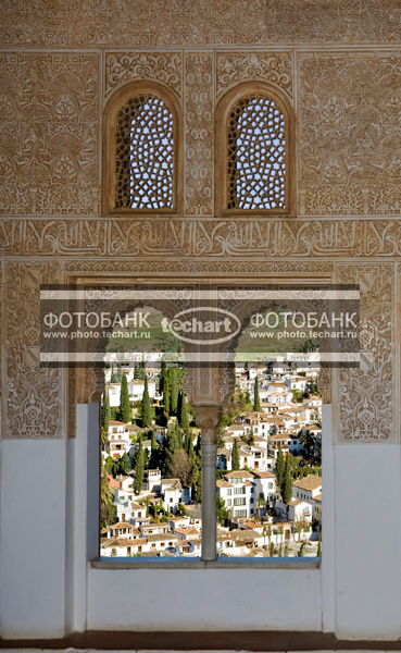 Европа. Испания. Гранада. Альгамбра,  Alhambra. Классическая арабская каллиграфия. Окно / Город, архитектура / архитектура и скульптура