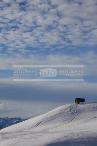 Европа. Швейцария. Горы. Снег. Дом на вершине / Природа / горы