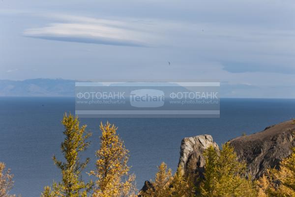 Природа России. Байкал. Остров Ольхон. Мыс Хобой / Природа / осенний пейзаж