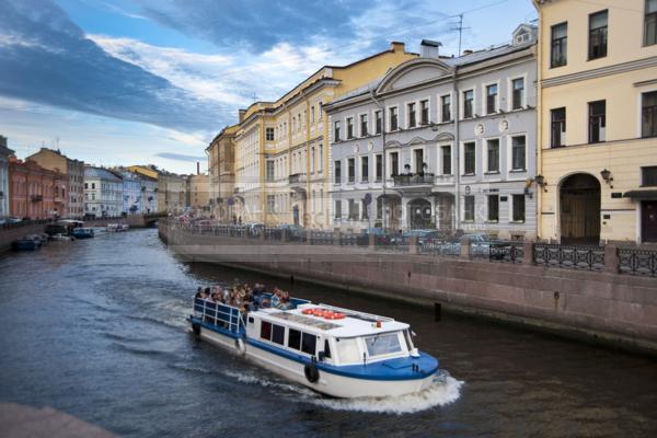 Санкт-Петербург. Набережная Мойки / Город, архитектура / городской пейзаж