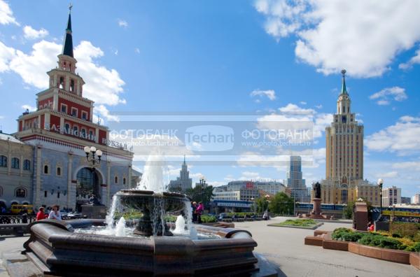 Россия. Москва. Сталинские высотки. Гостиница Ленинградская / Город, архитектура / городской пейзаж