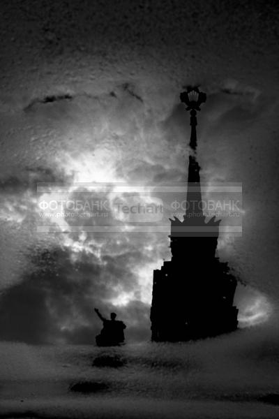Москва. Отражение.  / Город, архитектура / фрагменты и детали