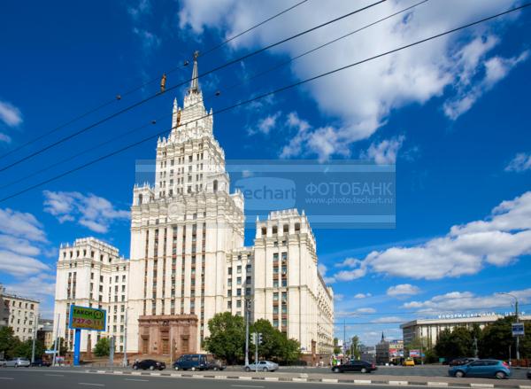 Россия. Москва. Сталинские высотки. Гостиница Ленинградская / Город, архитектура / архитектура и скульптура