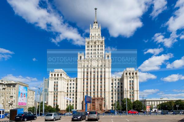 Россия. Москва. Сталинские высотки. Гостиница Ленинградская / Город, архитектура / архитектура и скульптура