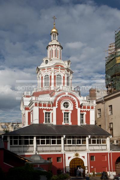 Россия. Москва. Заиконоспасский монастырь.  / Город, архитектура / архитектура и скульптура