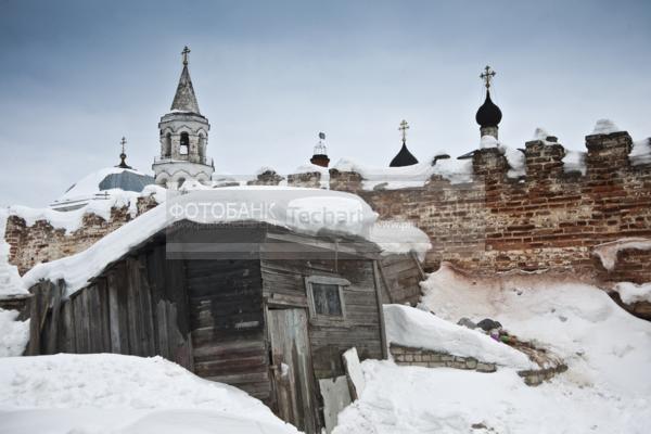 Россия. Город Торжок. Борисоглебский монастырь  / Город, архитектура / городской пейзаж