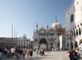 Италия. Венеция. Площадь Сан-Марко. Собор Сан-Марко. Дворец Дожей. Italy. Venice. Piazza San-Marco. St Mark's Basilica. Doge's Palace. Italia. Venezia.