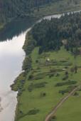 Деревня Горная Шория. Река Кондома Россия СФО Кемеровская область Национальный парк Шорский