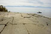 Россия. Природа России. Белое Море. Остров Кий. Каменный берег