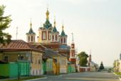 Россия. Коломна. Брусенский монастырь со стороны пасада